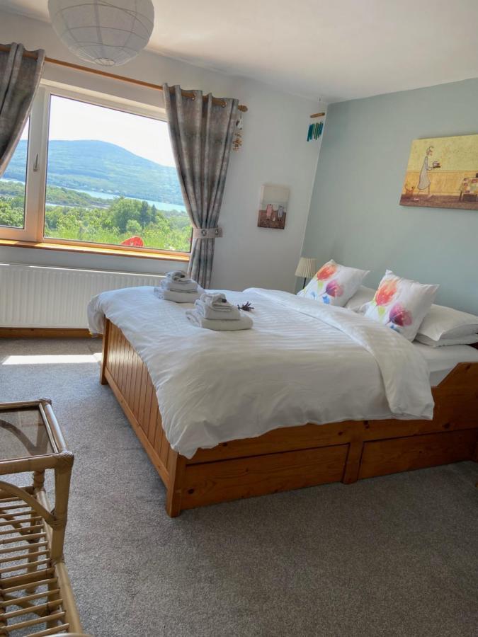 Grenane Heights Bed & Breakfast เคนแมร์ ภายนอก รูปภาพ